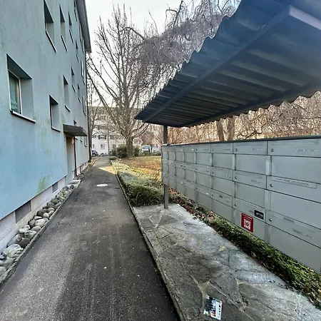 Cozy On Brahmstrasse In Zürich