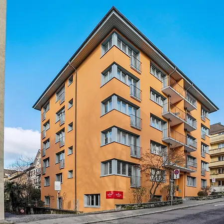 Stylish In Center - Crown 36 Apartment