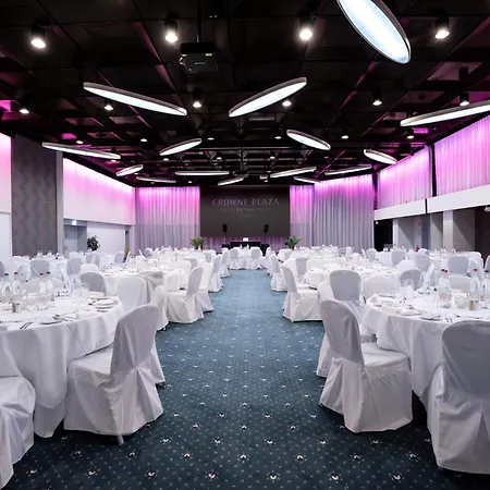 Crowne Plaza Zürich, An Ihg Hotel 4*