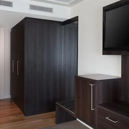 Crowne Plaza Zürich, An Ihg Zürich
