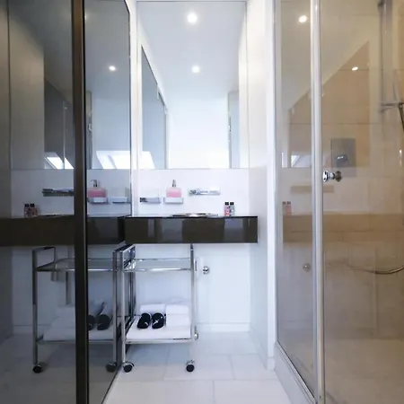 Visionapartments Gerechtigkeitsgasse - Self Check-in Apartment Zurich