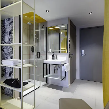 Ibis Styles Center 3*
