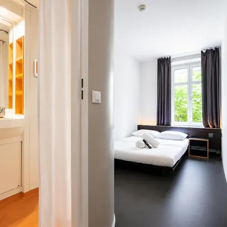 Hotel Easyhotel Centre