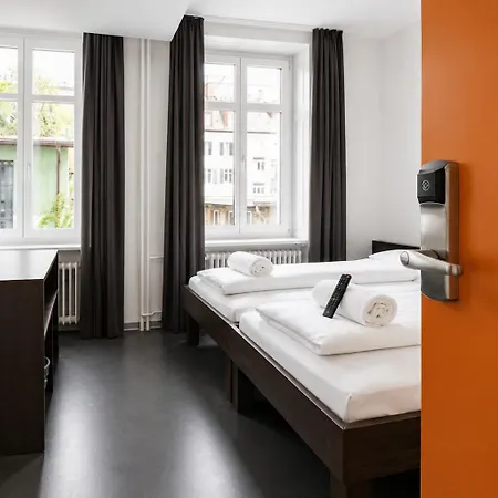 Easyhotel Centre