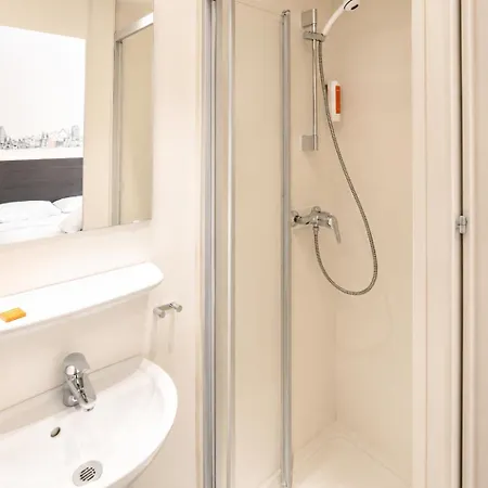 Easyhotel Limmatplatz Hotel Zürich
