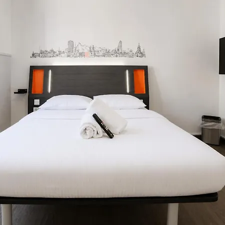 Easyhotel Limmatplatz Hotel