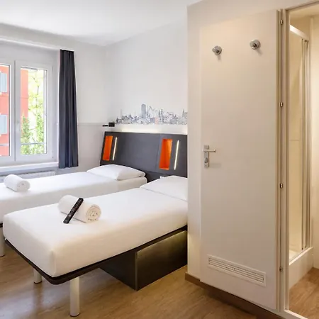 Easyhotel Limmatplatz Hotel