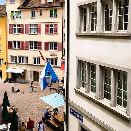 Apartment Goethe House In Old Town Zurich