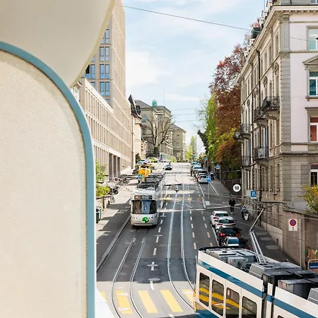 Fred Leonhardstrasse - Mobile Check-in Hotel