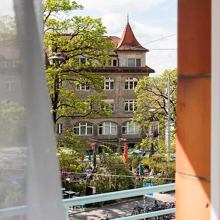 Fred Leonhardstrasse - Mobile Check-in Hotel 3*