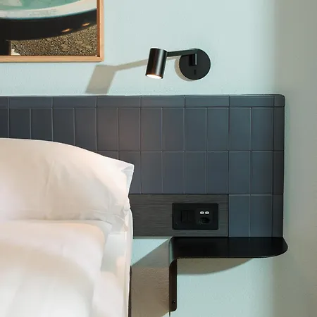 Fred Leonhardstrasse - Mobile Check-in Hotel 3*