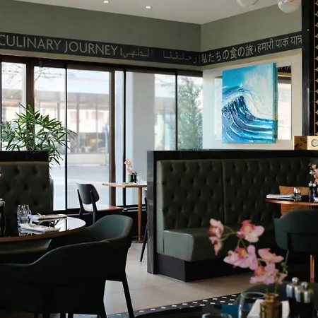 Crowne Plaza Zürich, An Ihg Hotel 4*