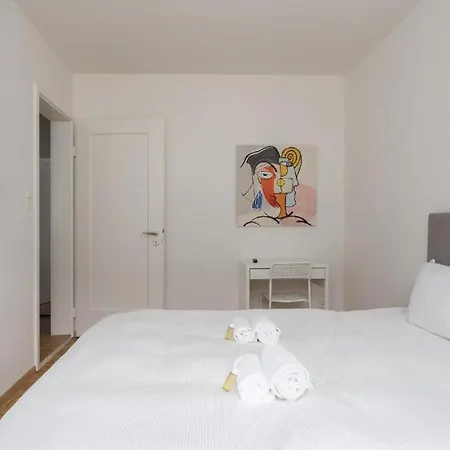 Apartment Delta - Baumackerstrasse - Self Check-in