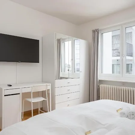 Delta - Baumackerstrasse - Self Check-in Apartment Zurich