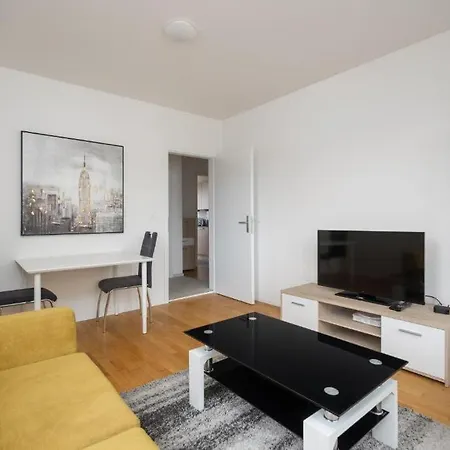 Delta - Baumackerstrasse - Self Check-in Apartment