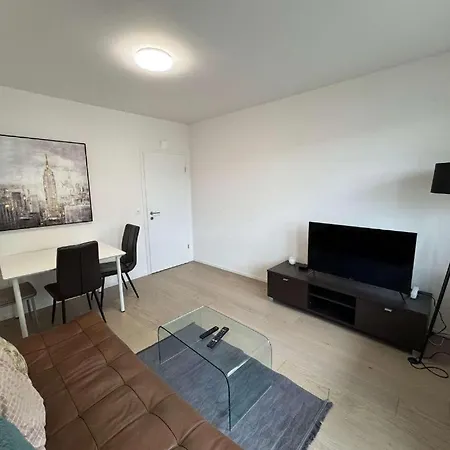 Delta - Baumackerstrasse - Self Check-in Apartment *