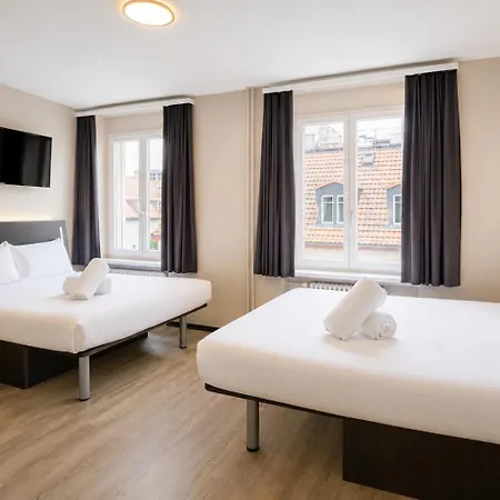 Easyhotel Main Station Hotel Zurich