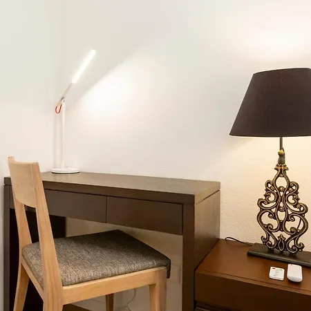 Apartment Kaya 2a - Downtown 2br With Balcony Zurich