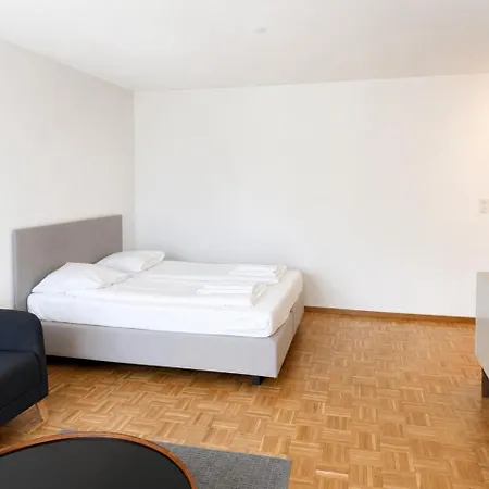 Charming In The Centre - Art 4 Apartment Zurich