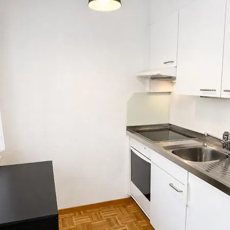 Apartment Very - Art 3 *