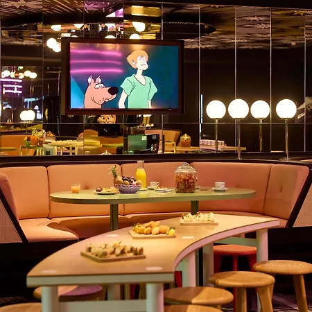 Hotel Mama Shelter 4*