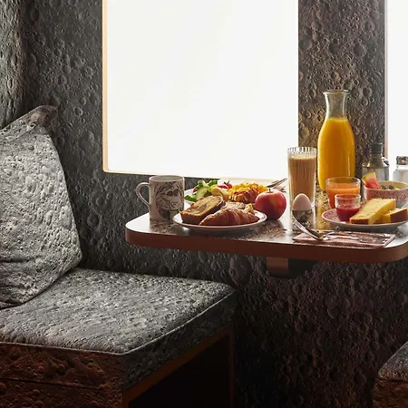 Mama Shelter Hotel