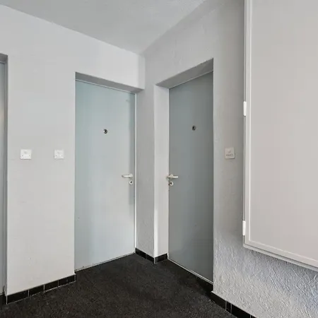 Smart In The Center - Crown 46 Apartment *