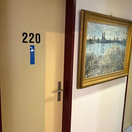Apartment Center Self Check In, Next To Hb Pocketwifi *