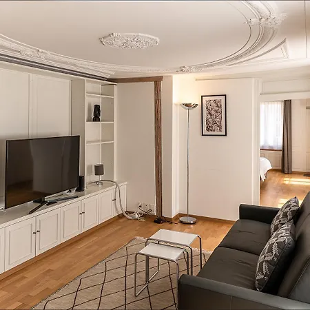 Apartment Awesome 2br Flat Near And Center - Sf16 Zurich