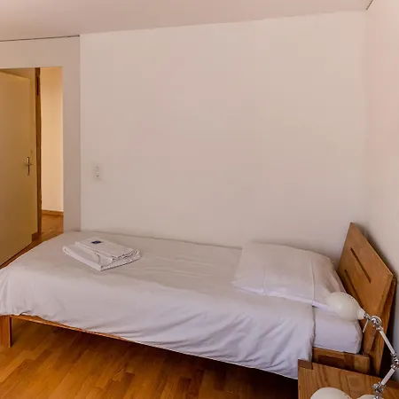 Awesome 2br Flat Near And Center - Sf16 Zurich
