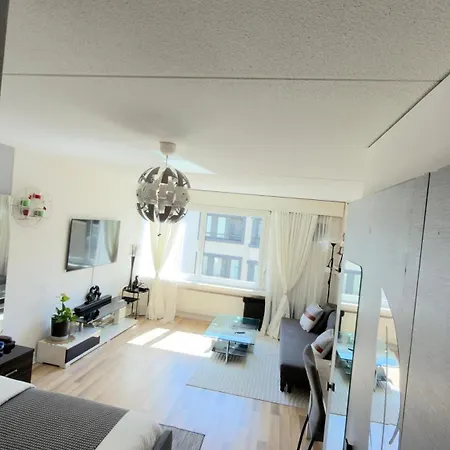 Apartment Bright In Heart Of