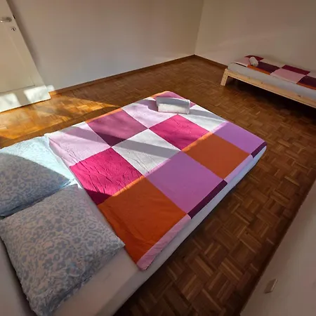 Large Flats, Center - Schb Apartment