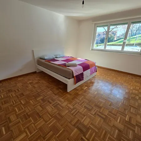 Large Flats, Center - Schb * Zurich