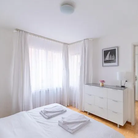 Lovely 2br - Mainau 7 Apartment *