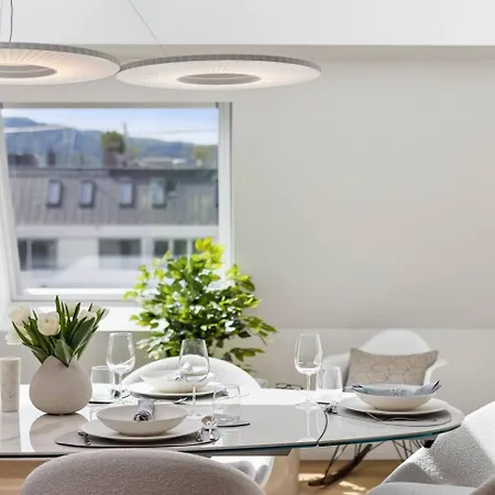 Ikon Old Town Penthouse Ac, & Mountain View Apartment