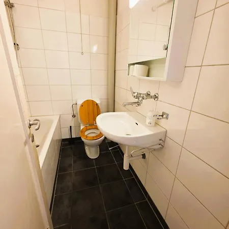 Large Flats, Center - Schb Apartment *