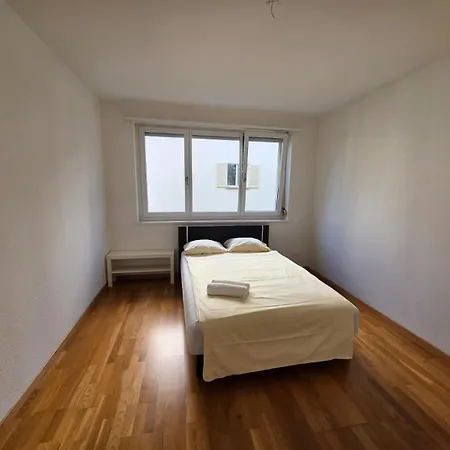 Apartment Large Flats, Center - Schc