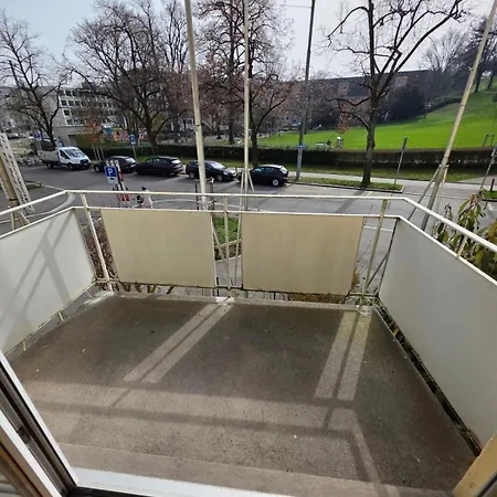 Large Flats, Center - Schb * Zurich