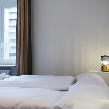 Zh Gold 1 - Hitrental Apartment Zurich