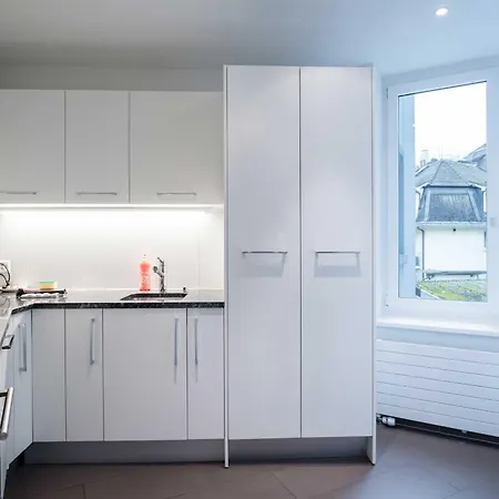 Zh Gold 1 - Hitrental * Zurich