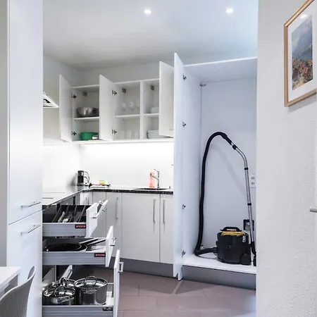 Apartment Zh Gold 1 - Hitrental Zurich