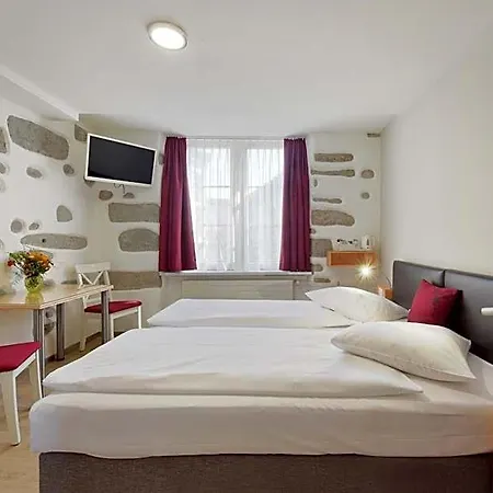 Hotel Hirschen 3*