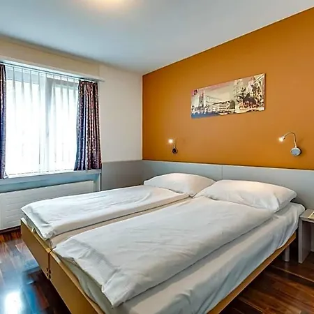 Guest house Alexander Old Town 2*