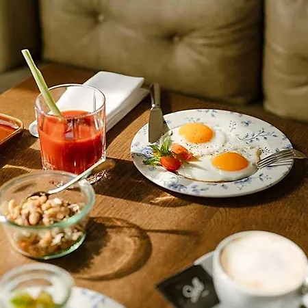 Hotel Boutique & Art Helvetia 3*