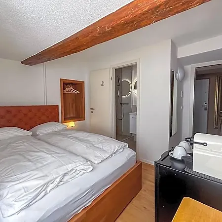 Statthotel Hotel 3*