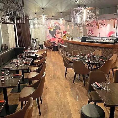 Platzhirsch - Downtown Boutique & Sushi Lounge Hotel