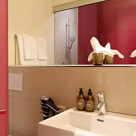 Platzhirsch - Downtown Boutique & Sushi Lounge 3* Zurich