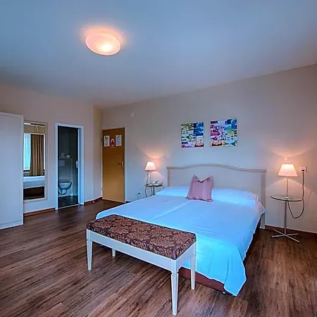 Neufeld Zurich