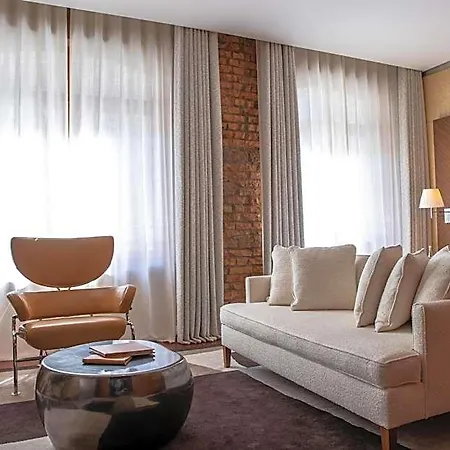 Hotel La Reserve Eden Au 5*