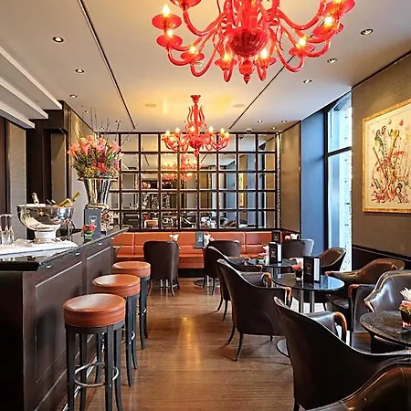 Schweizerhof Hotel 5*